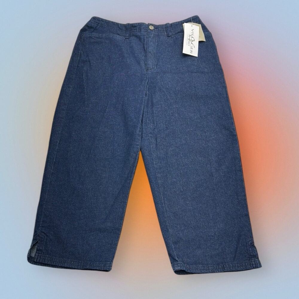 VILLAGER Women’s 8 Stretch Capri Blue Jeans